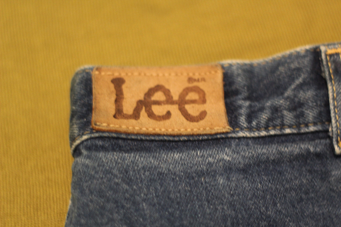 Vintage Pleated Jeans | Size S